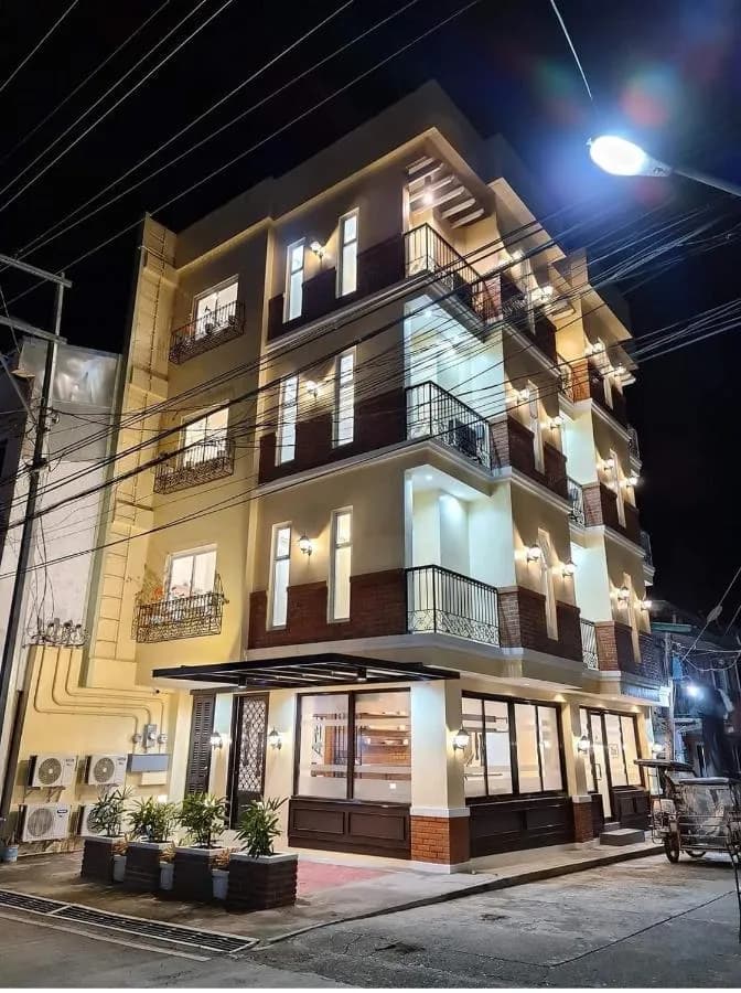 Nine Balconies Island Stay Hero