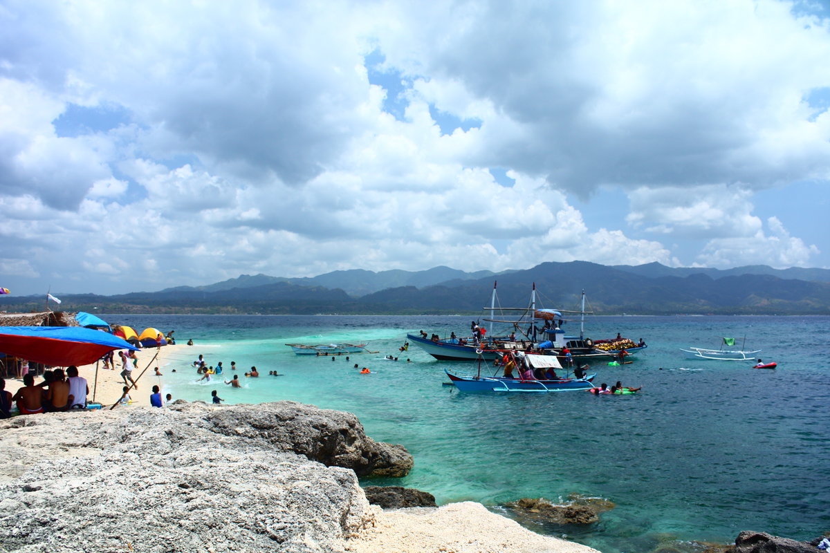 Gaspar Island (Tres Reyes) — hidden gem in Gasan, Marinduque, Philippines