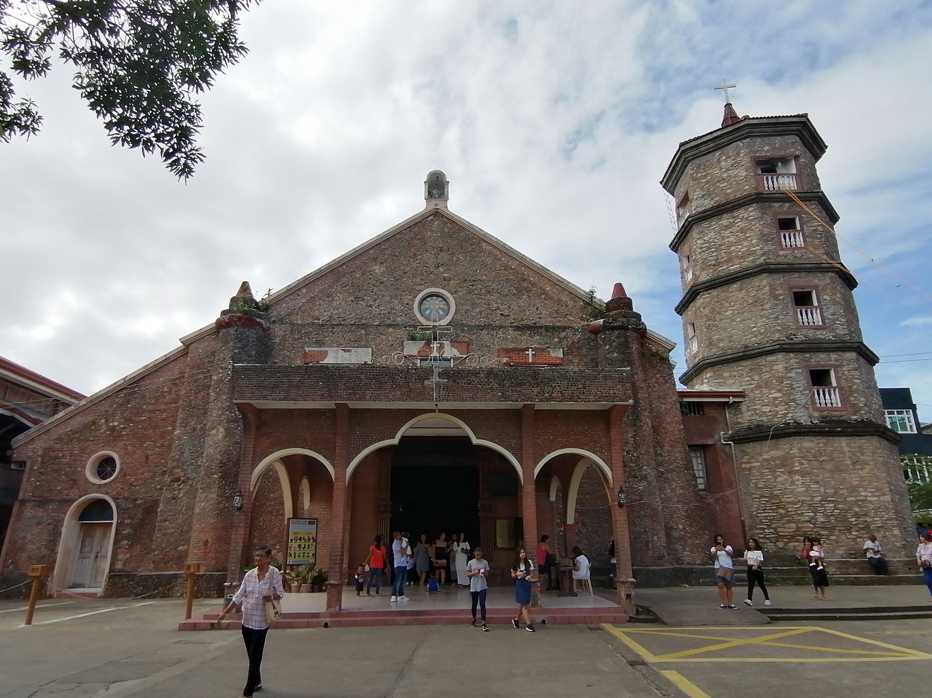 Santa Cruz Parish Church — hidden gem in Santa Cruz, Marinduque, Philippines